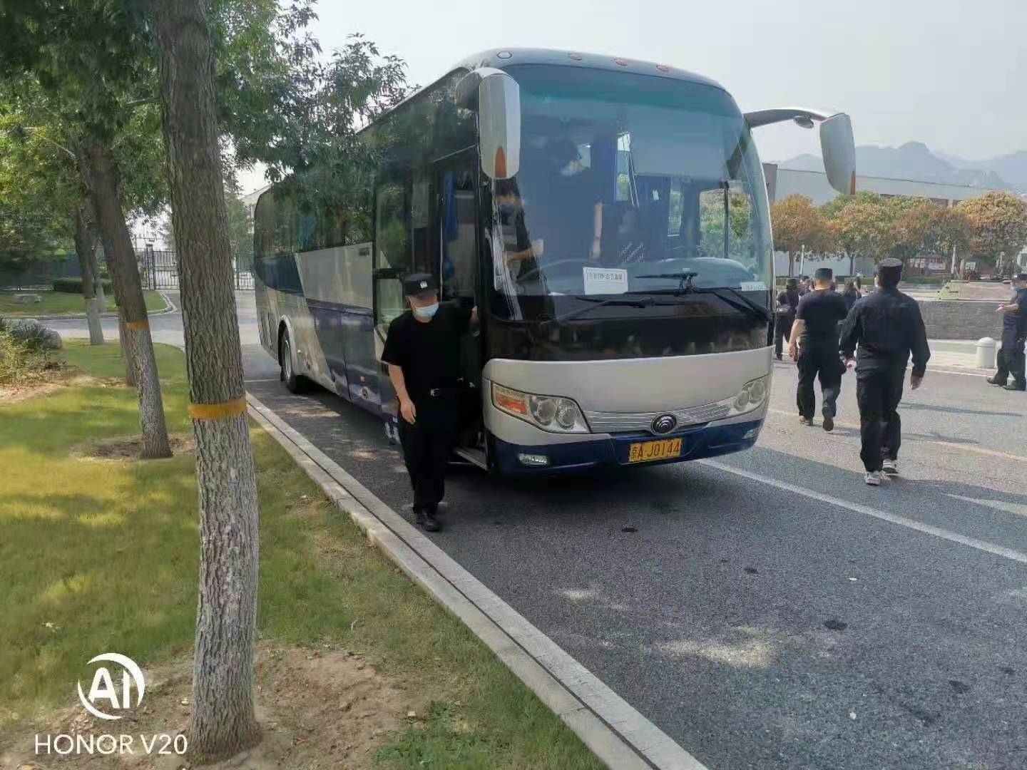 北京包車